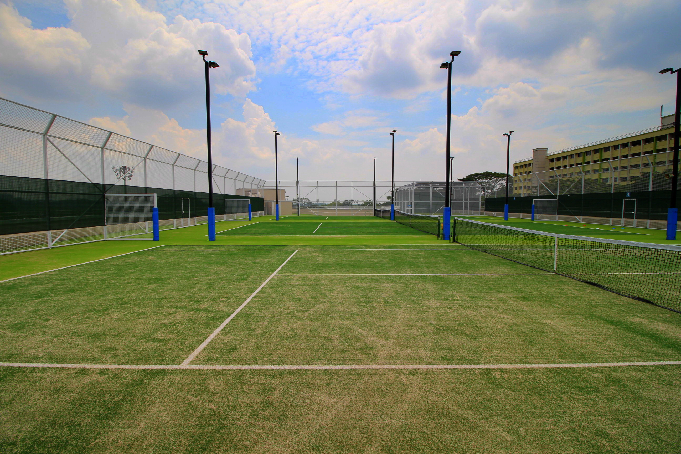 tennis-court-turf